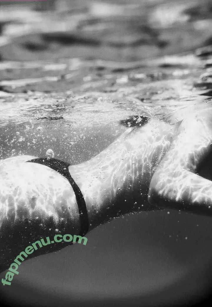 Ainhoa Larretxi nude photo #0005 (ainhoalarretxi)