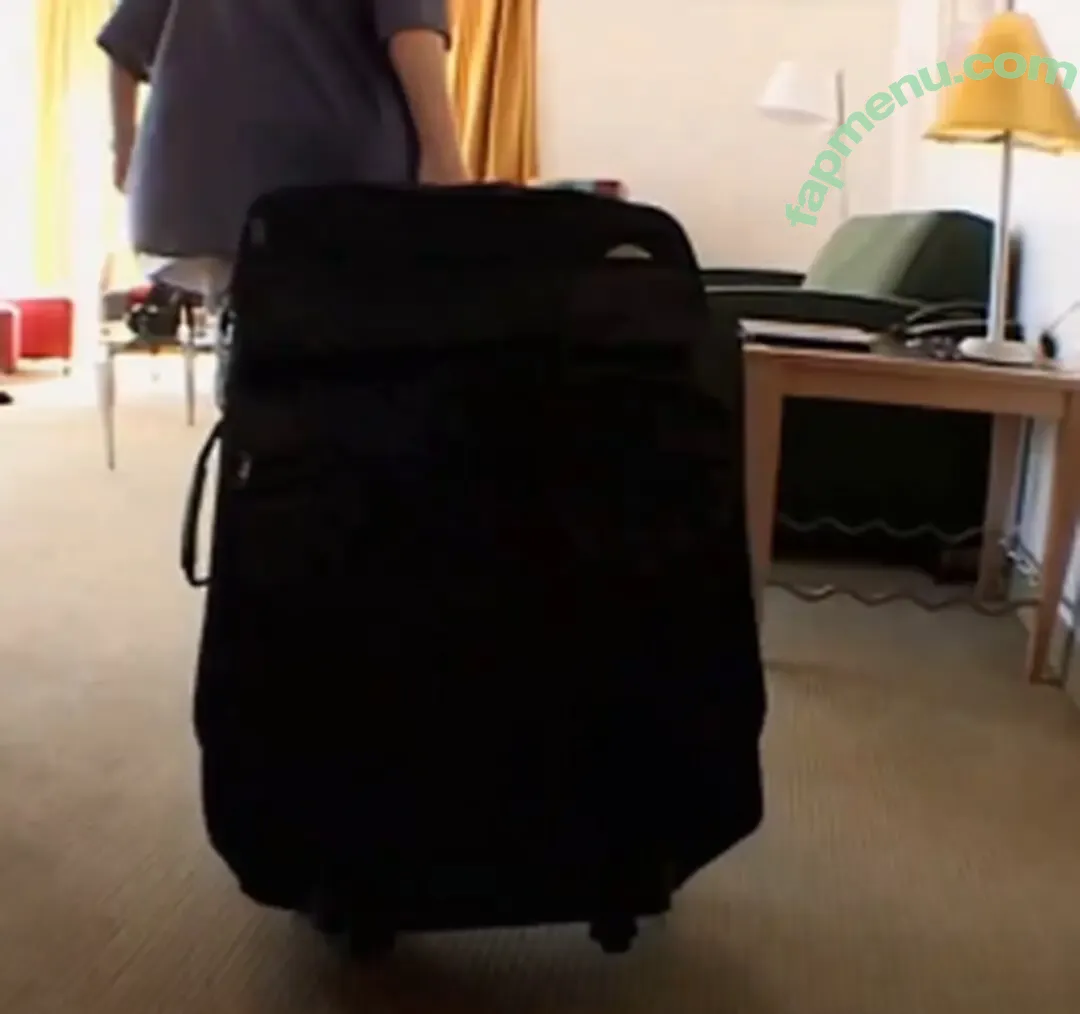 Airtight nude photo #0026 (Triple Penetration / airtight_am)