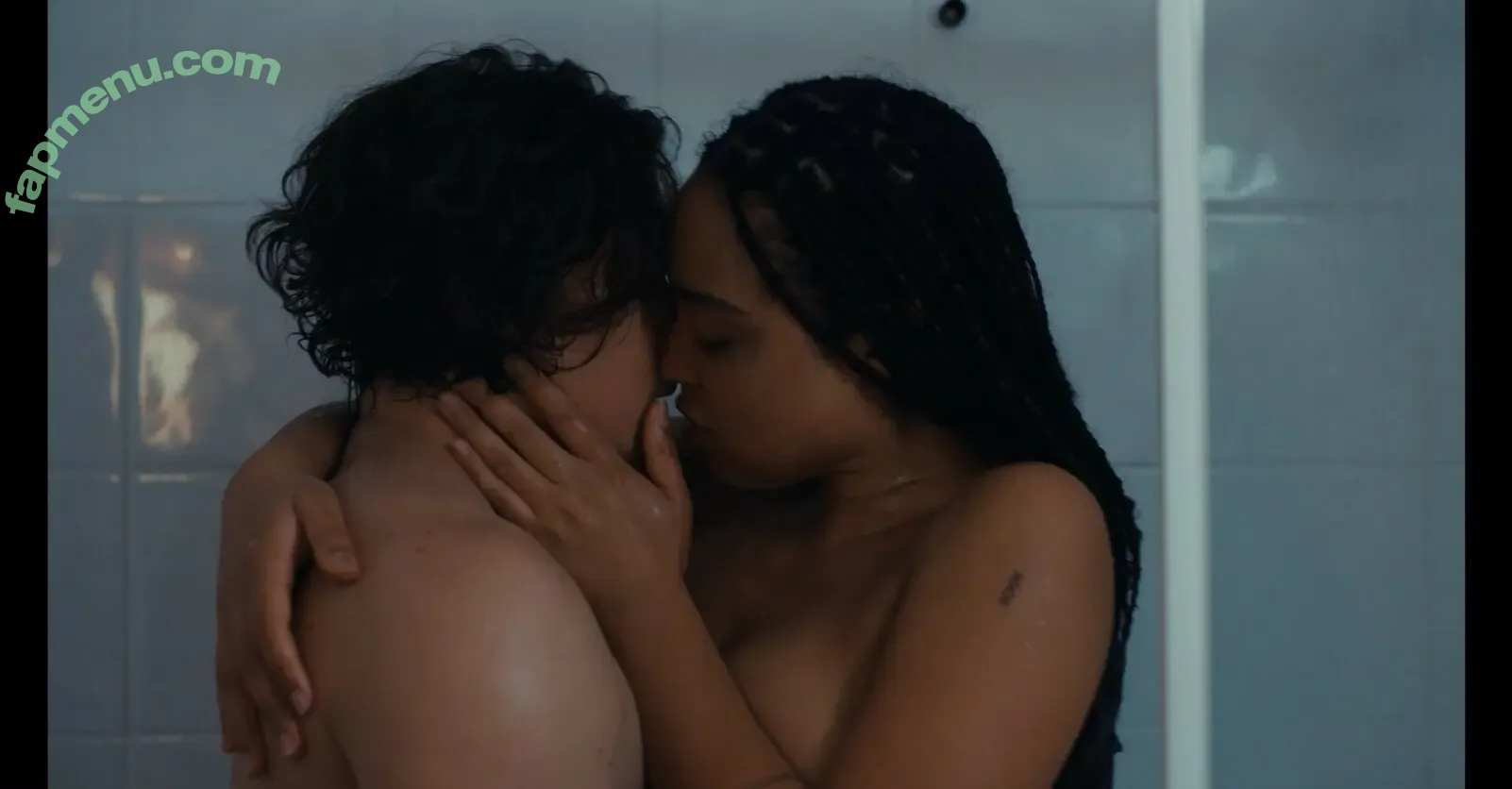 Aisha Dee nude photo #0006 (aishtray)