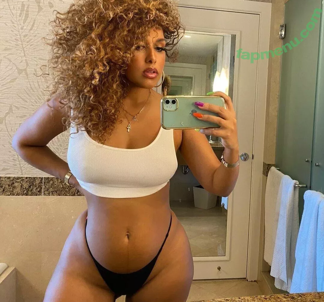 Aisha Thalia nude photo #0002 (aishaalma / aishathalia)