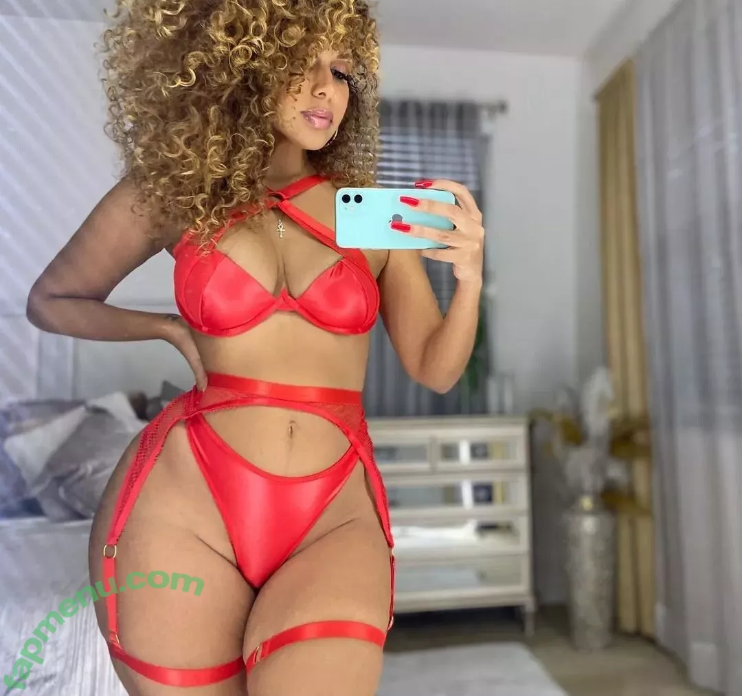 Aisha Thalia nude photo #0006 (aishaalma / aishathalia)