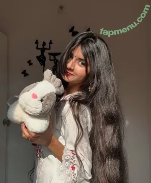 Aishwarya Harishankar / aishwaryaharishankar nude photo #0120