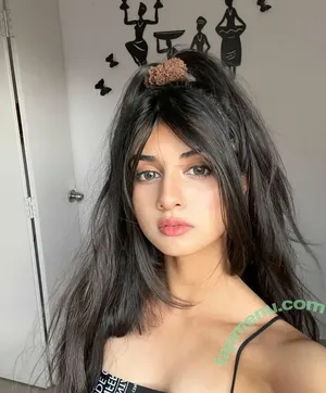 Aishwarya Harishankar / aishwaryaharishankar nude photo #0135