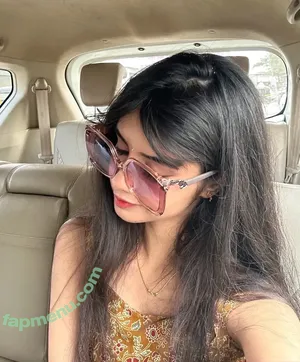 Aishwarya Harishankar / aishwaryaharishankar nude photo #0148