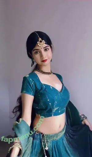 Aishwarya Harishankar / aishwaryaharishankar nude photo #0196