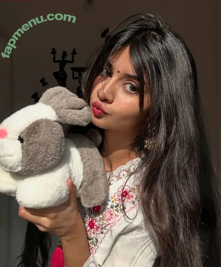 Aishwarya Harishankar nude photo #0117 (aishwaryaharishankar)