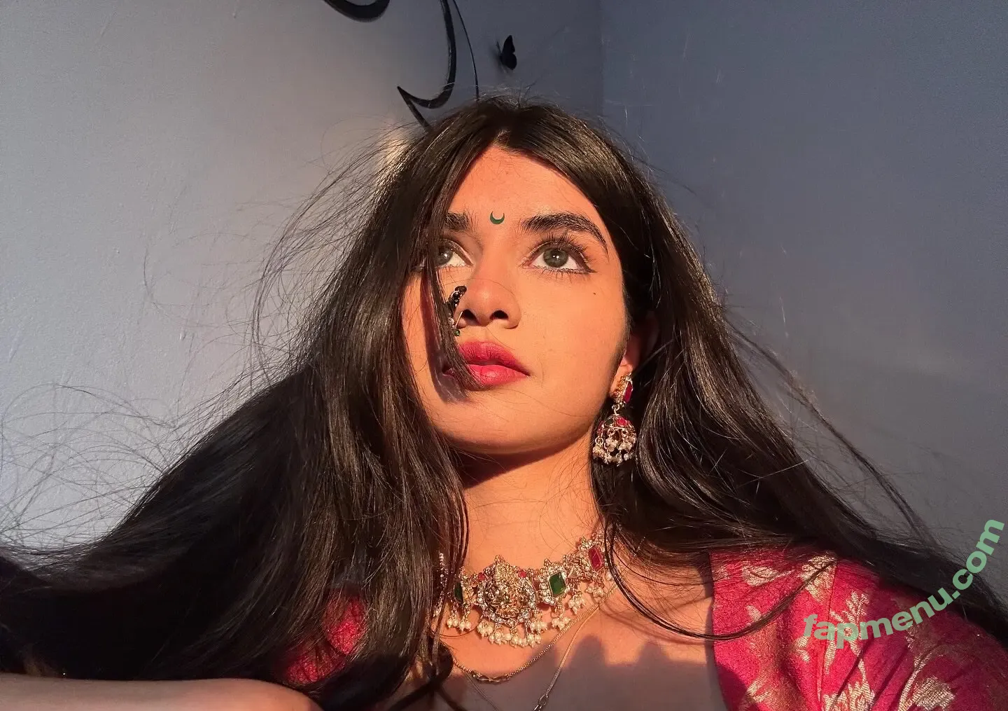 Aishwarya Harishankar nude photo #0134 (aishwaryaharishankar)