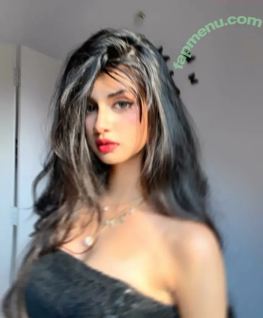 Aishwarya Harishankar nude photo #0138 (aishwaryaharishankar)