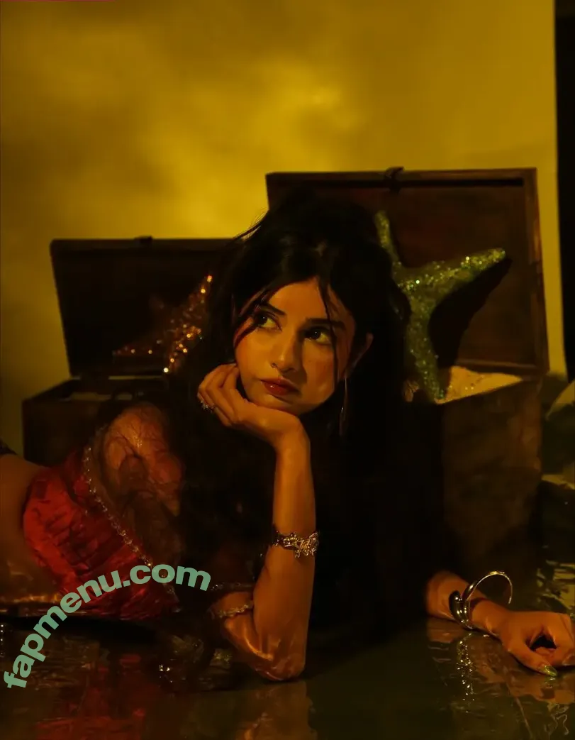 Aishwarya Harishankar nude photo #0207 (aishwaryaharishankar)