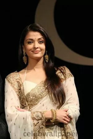 Aishwarya Rai / aishwaryaraibachchan_arb nude photo #0002