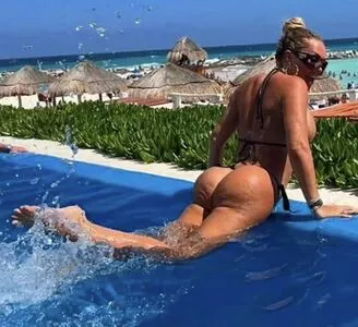 Aisleyne Horgan-Wallace / Aisleyne Horgan Wallace / aisleyne1 nude photo #0173