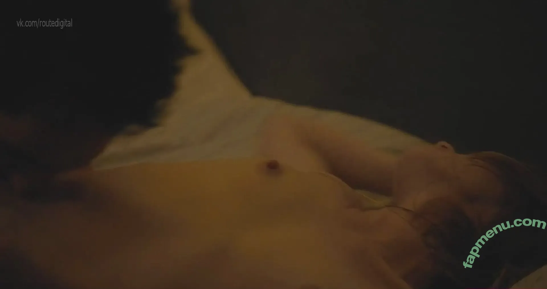 Aislinn Derbez nude photo #0021 (Aislinn Derbez)