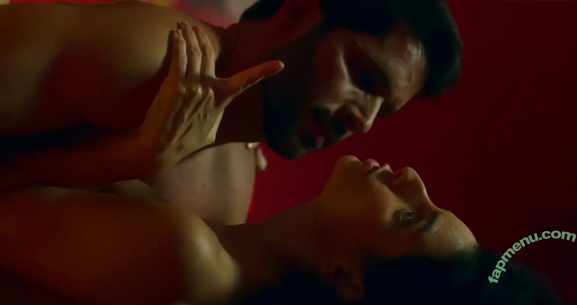 Aislinn Derbez nude photo #0023 (Aislinn Derbez)