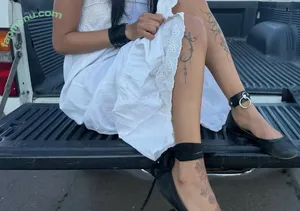 Aislinn Ritchie / Glixen / aislinnritchie nude photo #0135