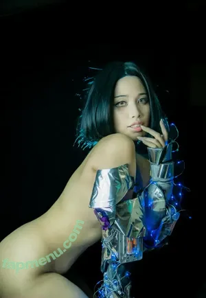 AiUwooo / AiUwoo / Ai_UWO / ayuwooh nude photo #0002