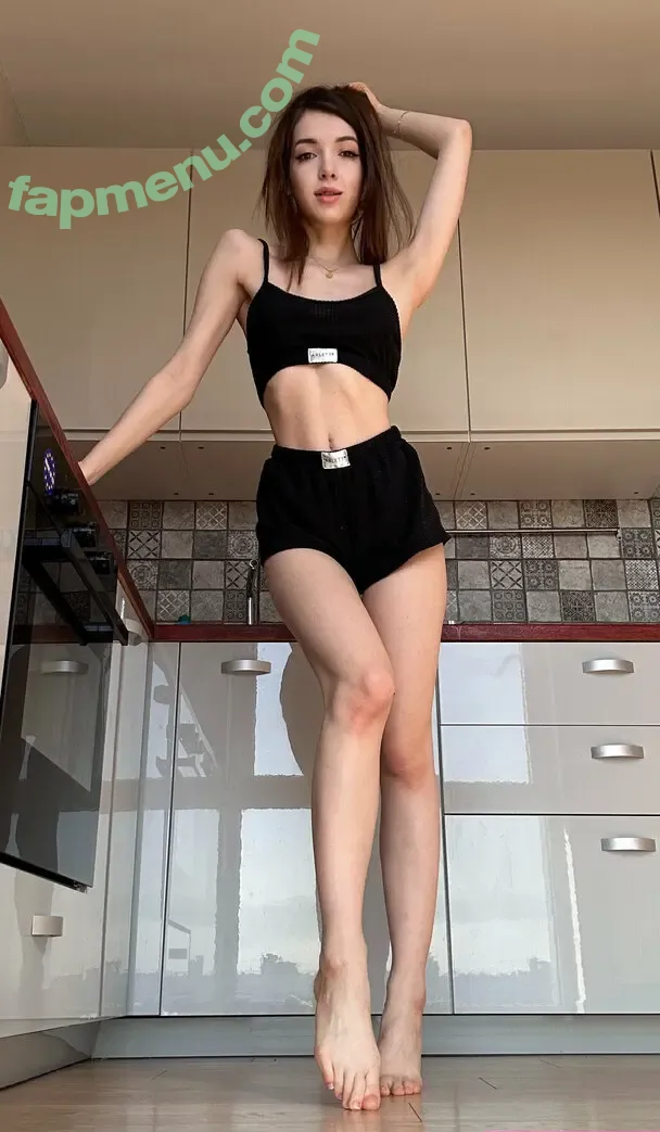 aiwa_free nude photo #0023 (aiwaatucla)