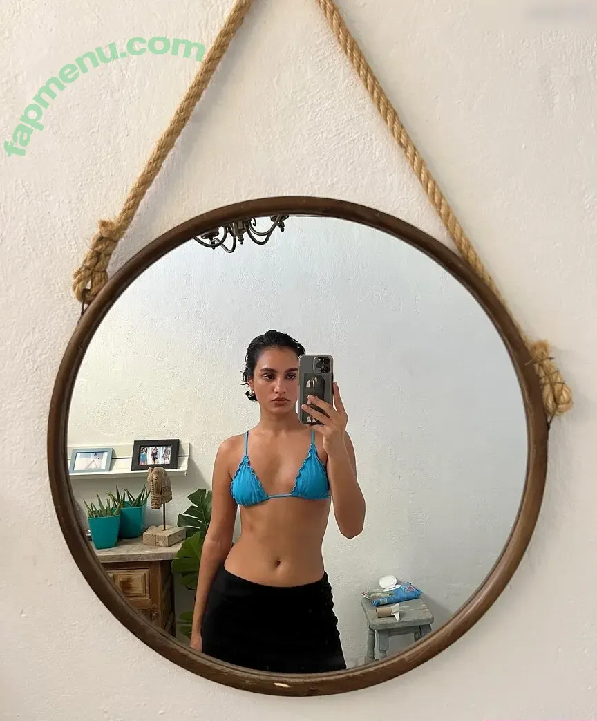 Aiysha Siddiqui nude photo #0017 (Aiysha Siddiqui)