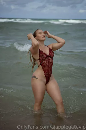 AJ Applegate / AJsApplebooty / ajapplegatetv / ajapplegatevip / ajsmerch / realajapplegate nude photo #0444