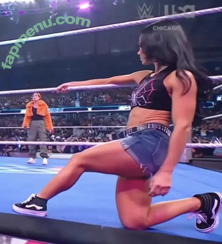 Aj Lee nude photo #0013 (AJ Mendez / theajmendez)
