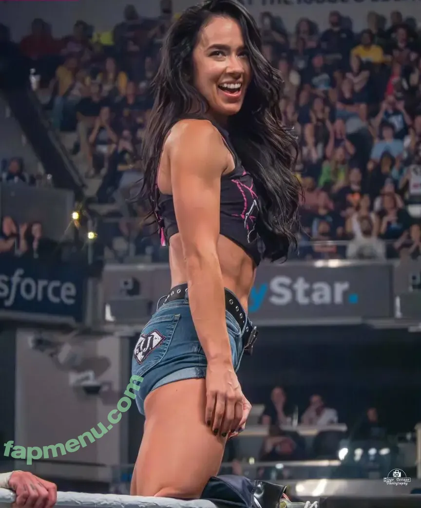 Aj Lee nude photo #0050 (AJ Mendez / theajmendez)