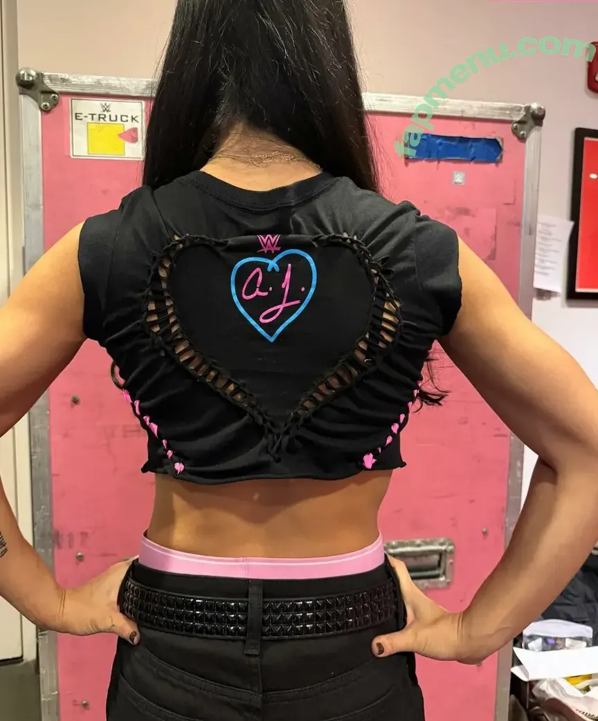 Aj Lee nude photo #0069 (AJ Mendez / theajmendez)