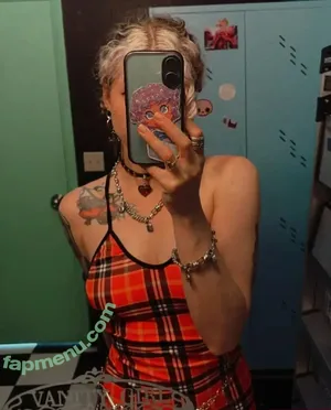 aka_dirtysoy / Joi / akadirtysoy / dirtysoy nude photo #0003