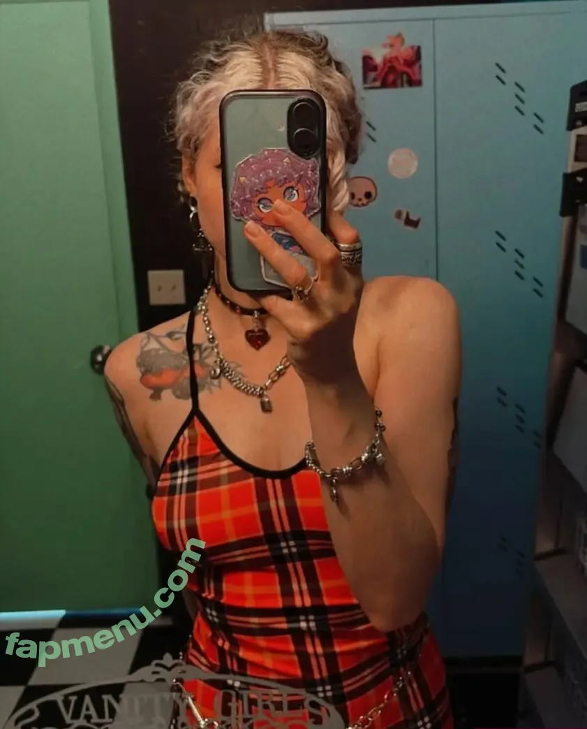 aka_dirtysoy nude photo #0003 (Joi / akadirtysoy / dirtysoy)