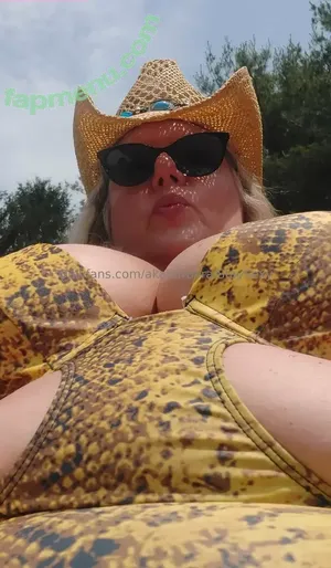 akabarbara / aka.barber nude photo #0012