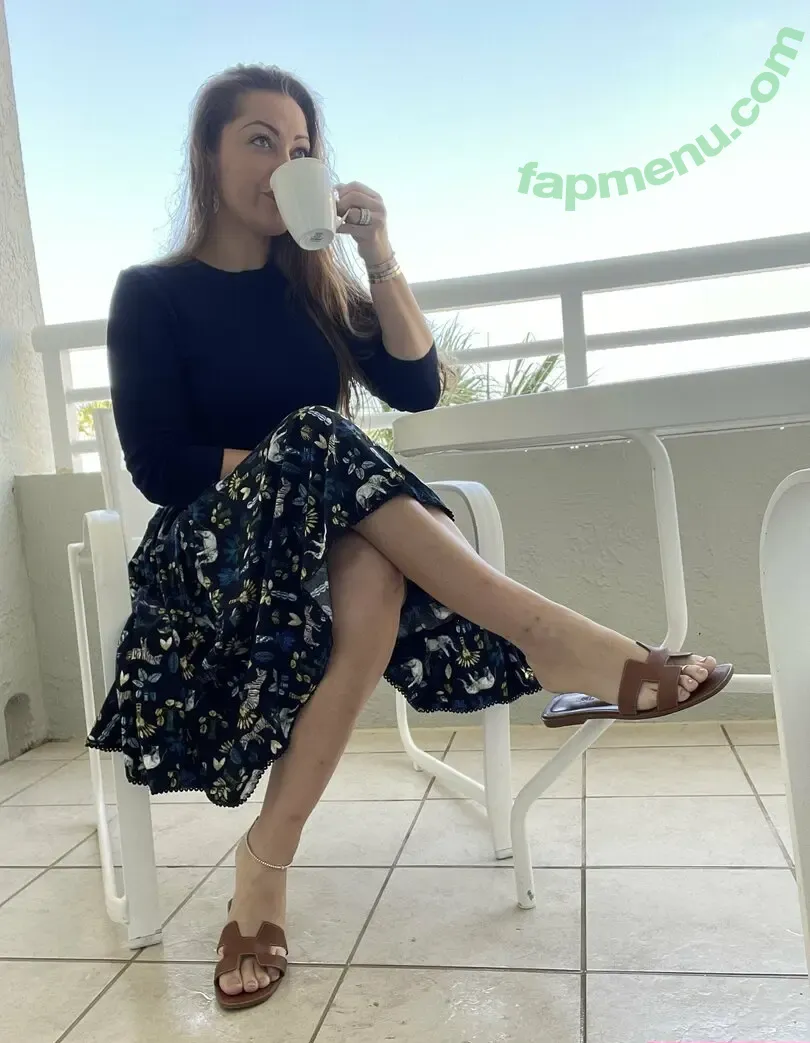akadanidaniels nude photo #0078 (akadanidaniels)