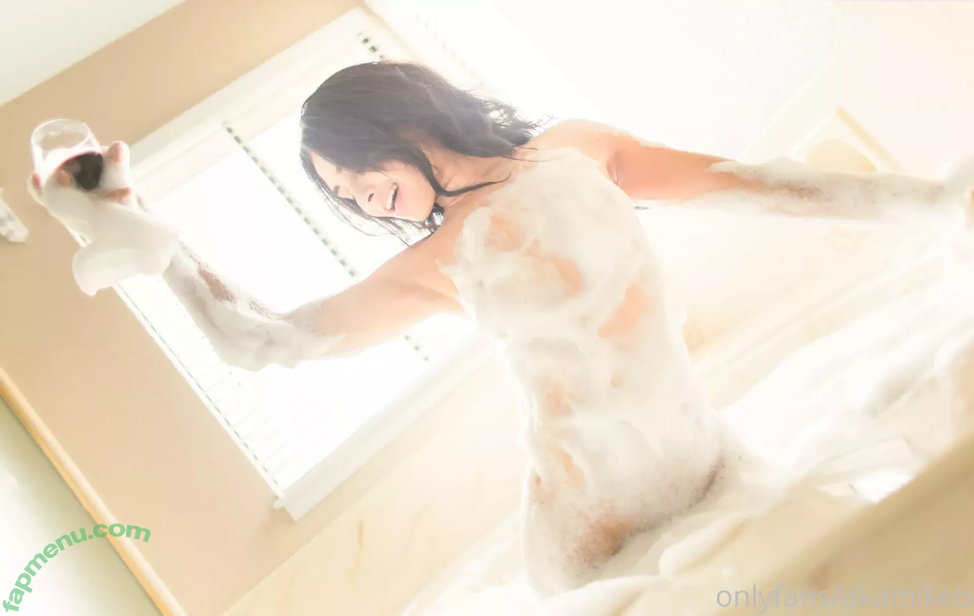 akamikebphoto nude photo #0014 (akamikebphoto)