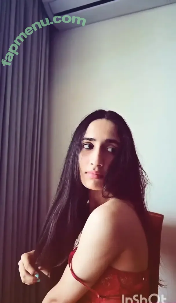 akansharuskin nude photo #0021 (akansharuskin)