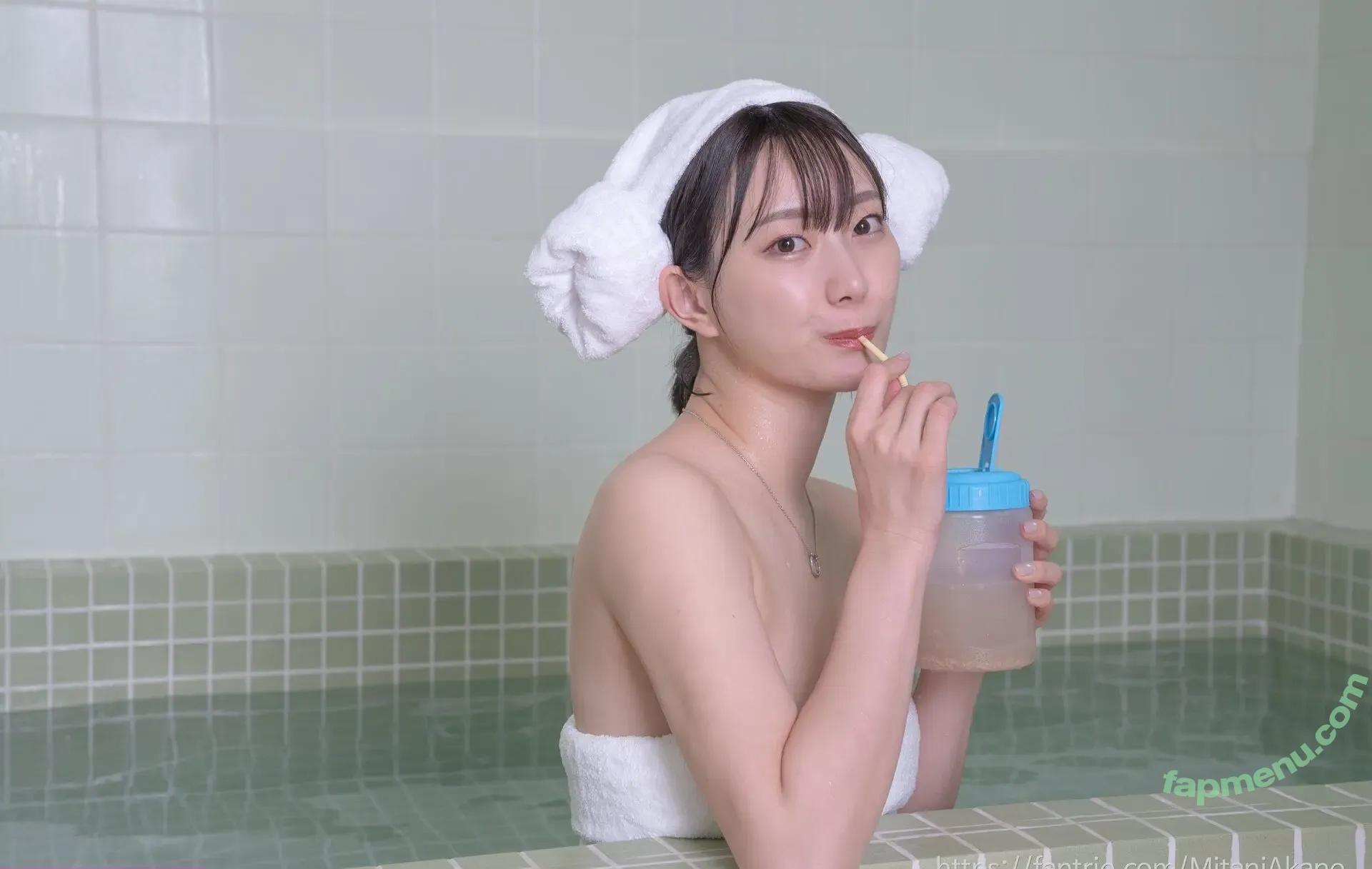 Akari Mitani 美谷朱里 nude photo #0027 (akanemitani0415)