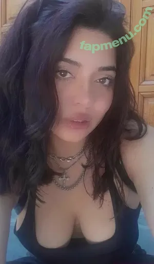 akayungbeef / satancita nude photo #0022