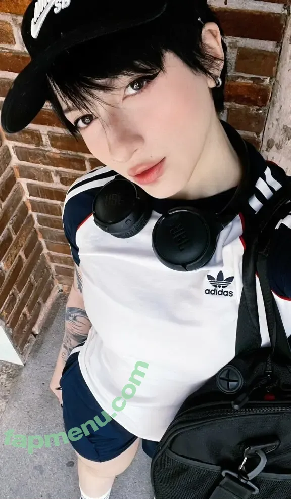 Akemy Sama nude photo #1256 (akemi101xoxo / akemy.sama)