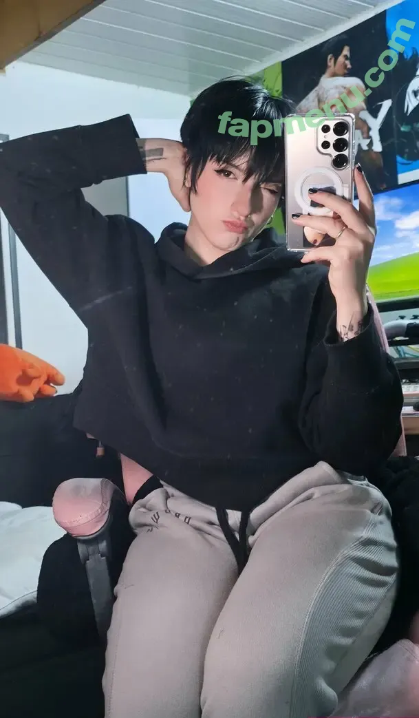 Akemy Sama nude photo #1281 (akemi101xoxo / akemy.sama)