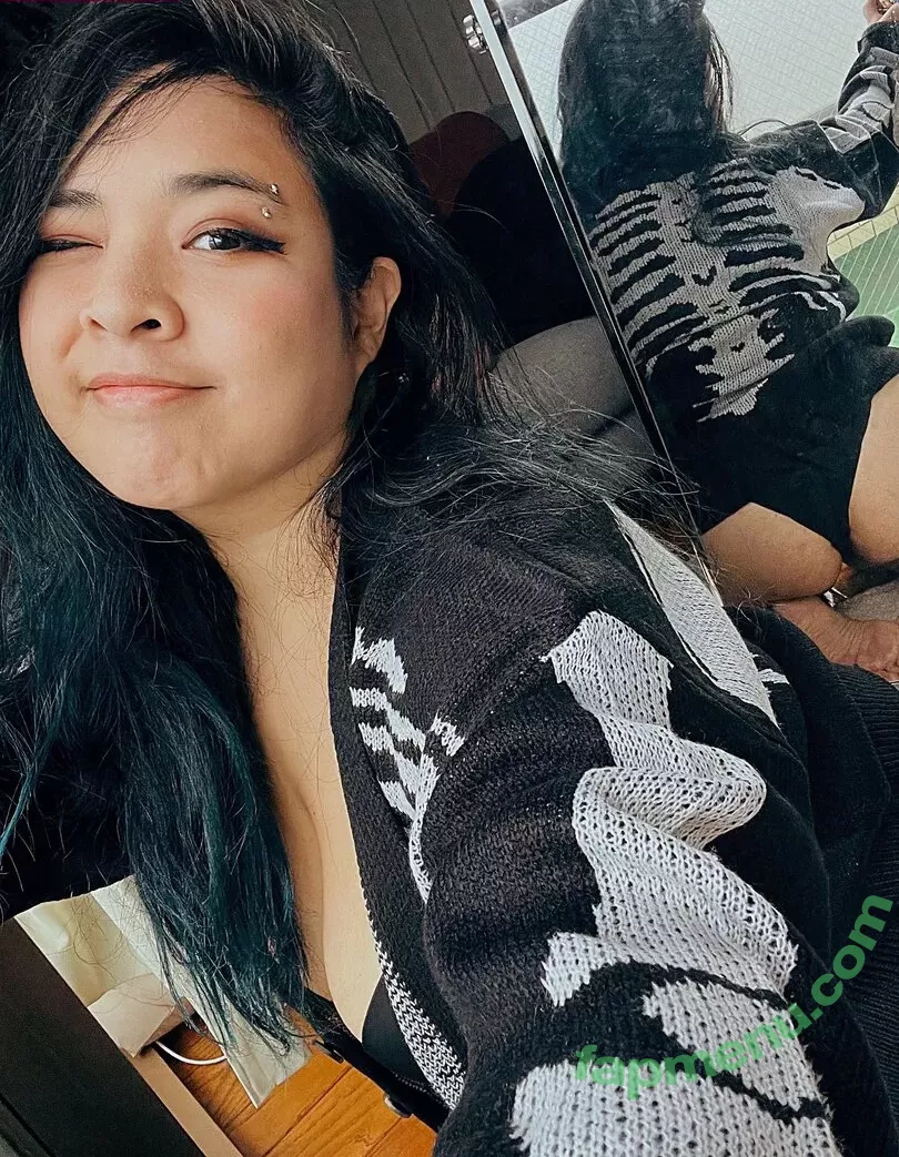 Akidearest nude photo #0079 (cutelilkitten)