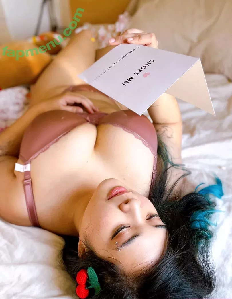 Akidearest nude photo #0121 (cutelilkitten)