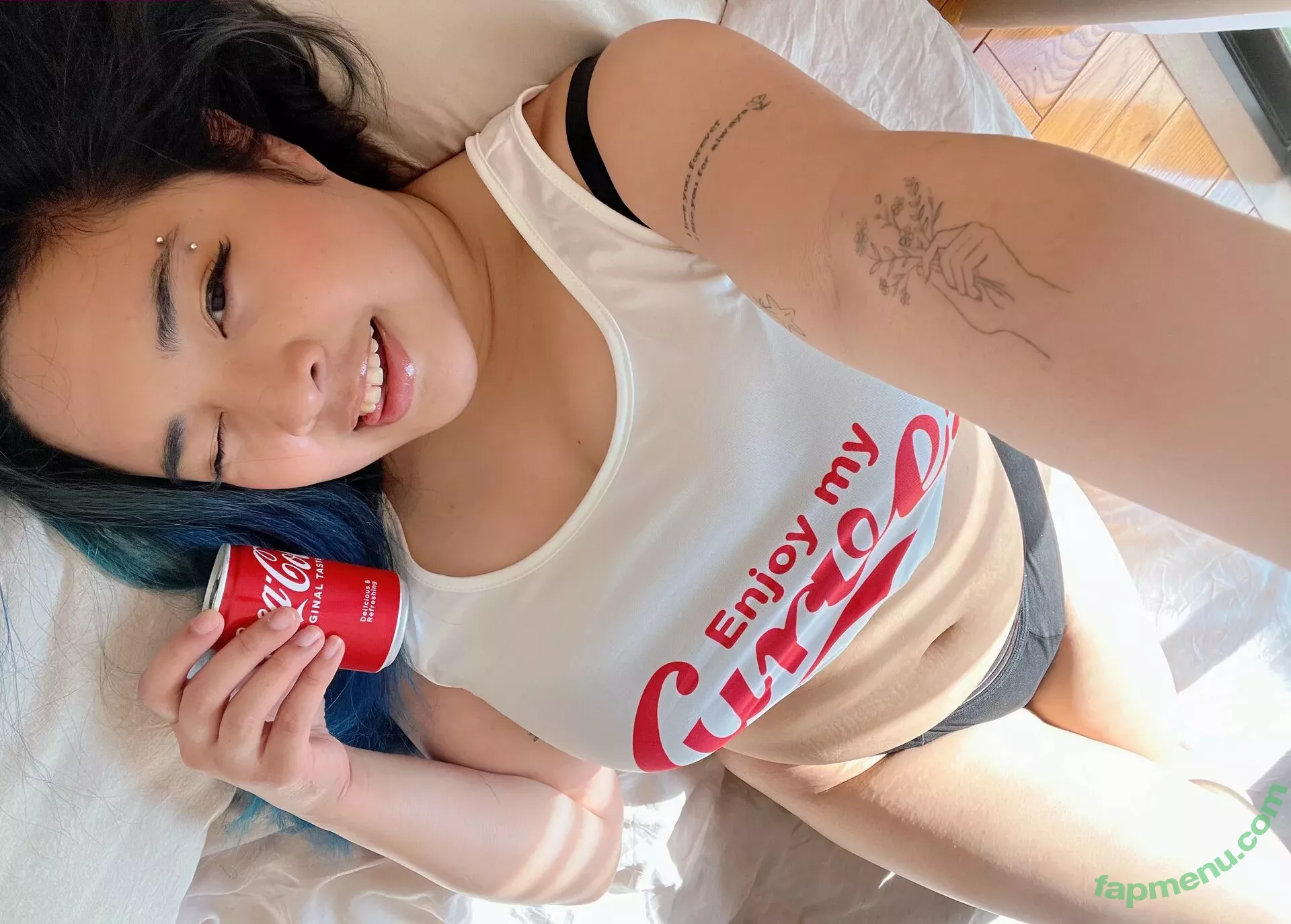 Akidearest nude photo #0157 (cutelilkitten)