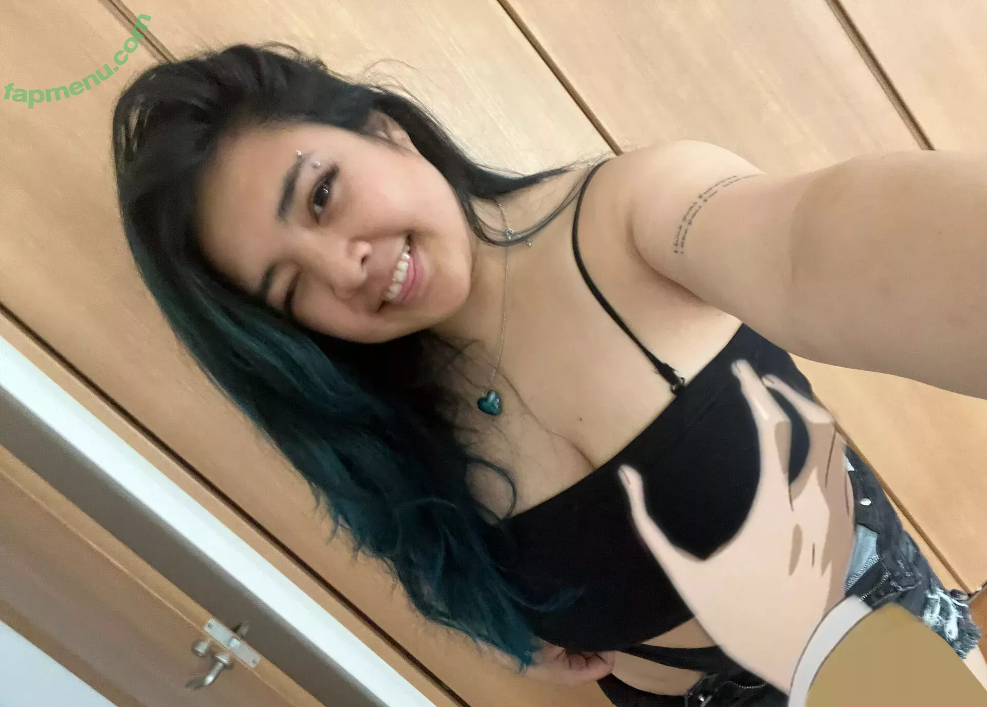 Akidearest nude photo #0167 (cutelilkitten)