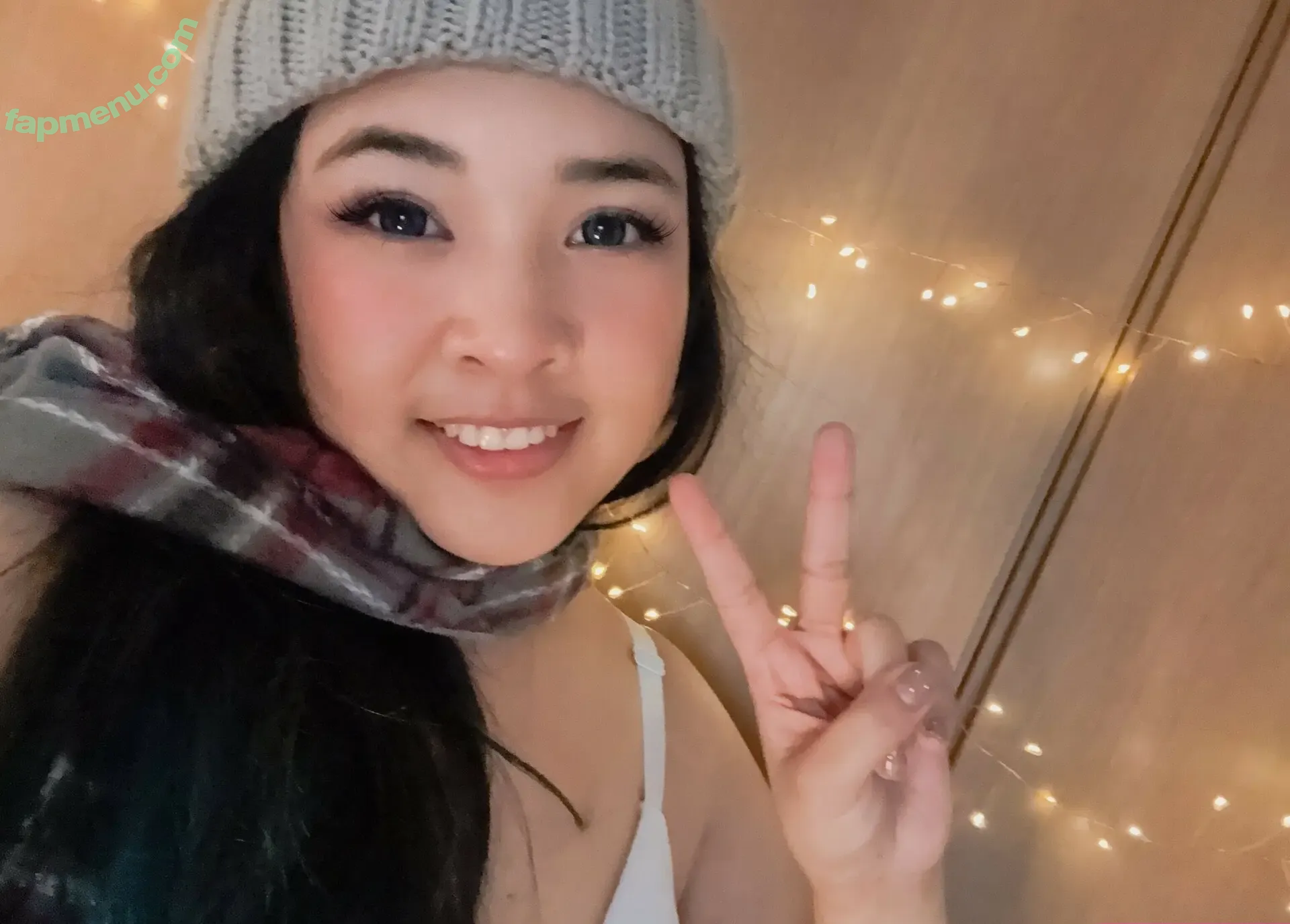 Akidearest nude photo #0122 (cutelilkitten / itsakidearest)