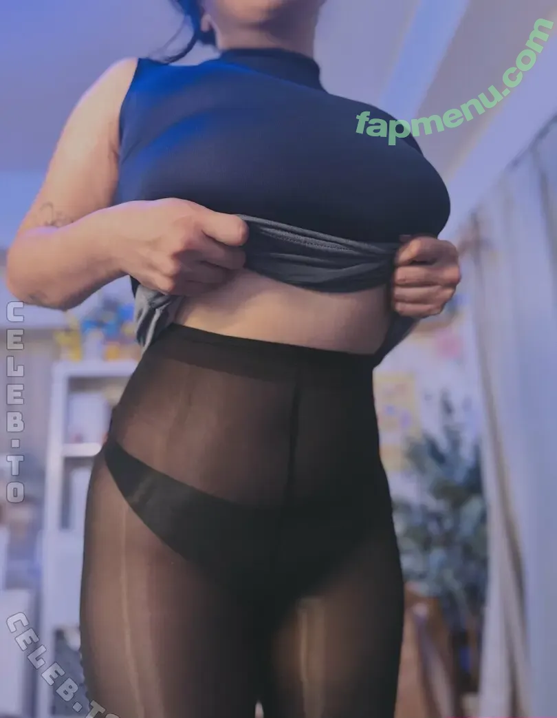 Akidearest nude photo #0102 (cutelilkitten / itsakidearest)