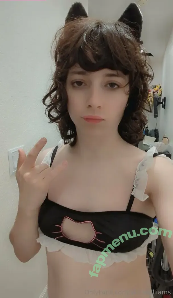 akirawilliams nude photo #0011 (iamnevaehakira)