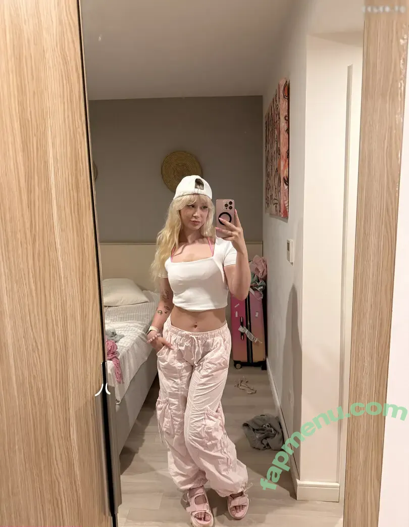 Akkcess nude photo #0005 (Akkcess)
