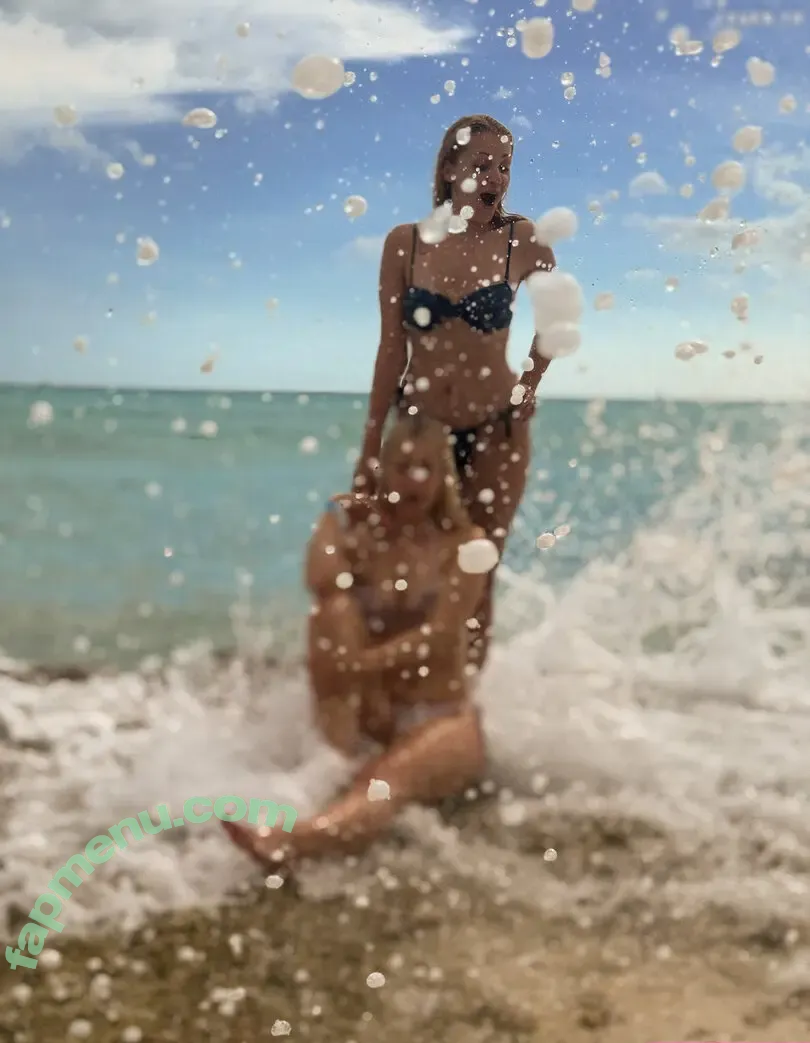 Akkcess nude photo #0019 (Akkcess)