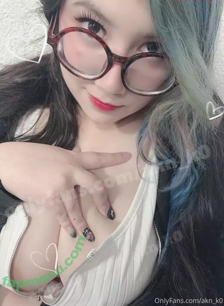 akn_k0 nude photo #0005 (akn_k0)