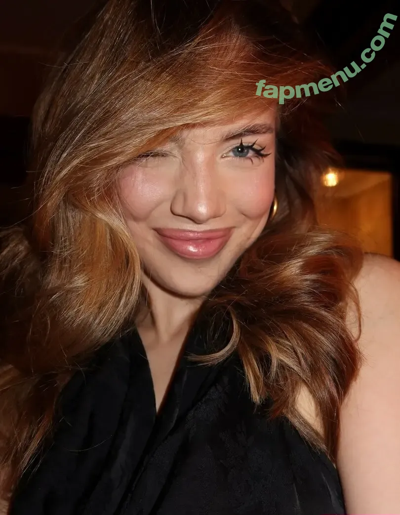 akyuliych nude photo #0453 (anna.utka22)