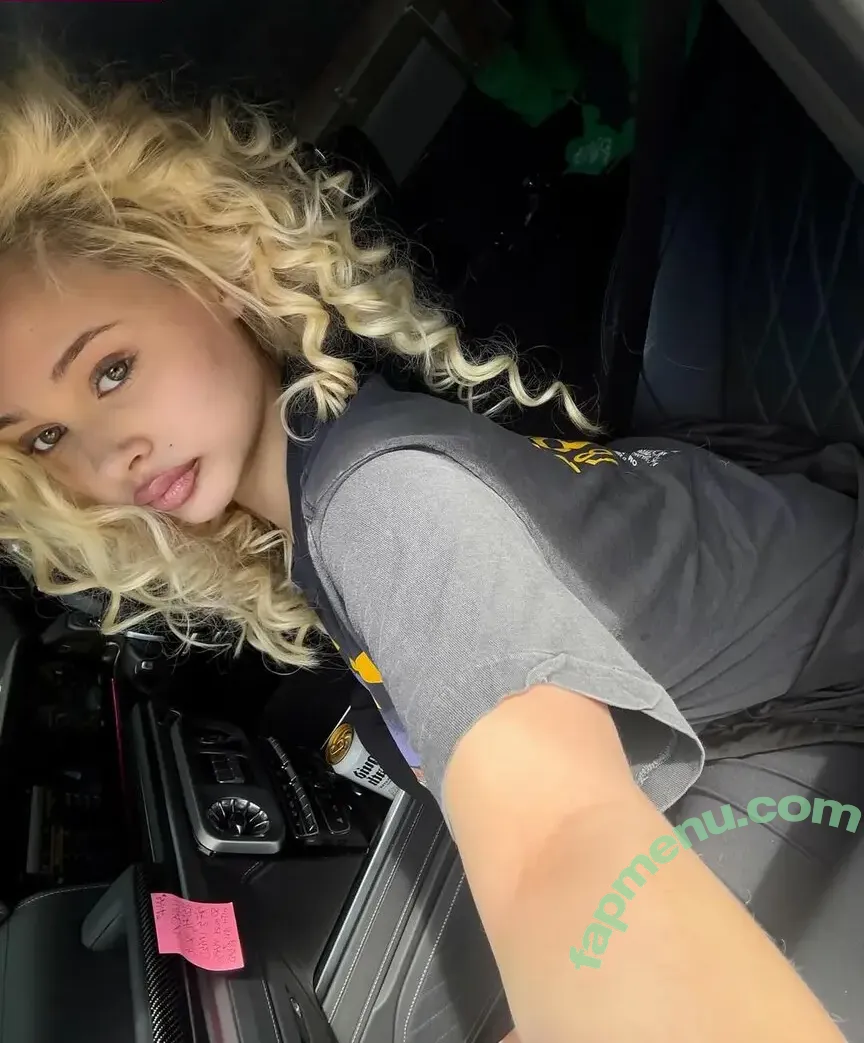 Alabama Barker nude photo #0302 (alabamaluellabarker)