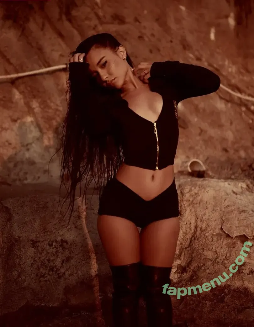 Alahnaly nude photo #1609 (Alahnalyreal)