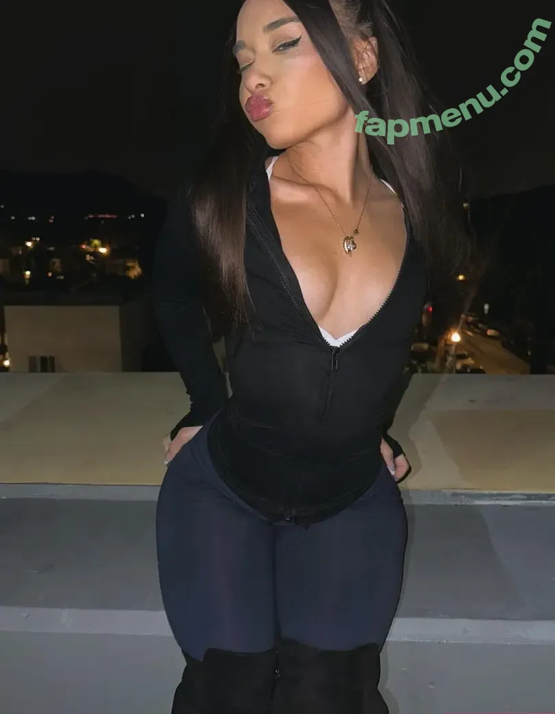 Alahnaly nude photo #1714 (Alahnalyreal)