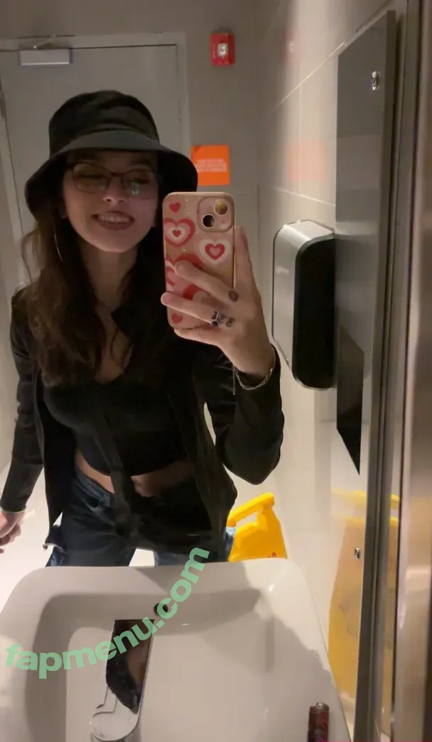 alaiahallowsfree nude photo #0001 (theeonlyalaiaa)